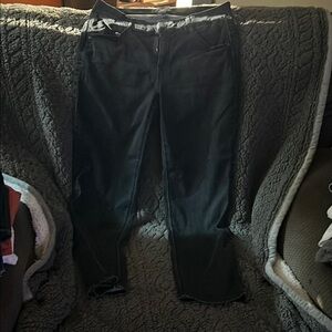 Democracy Black Straight Leg Jeans